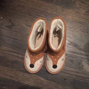 Old Navy little girls fur lined boots size 10